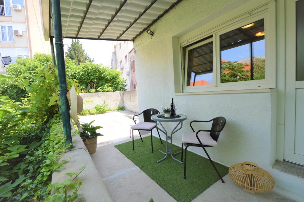 Apartment Vinea-Parking Included Šibenik Kültér fotó